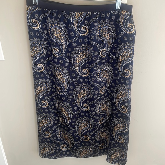Blue and yellow silk skirt with slit - Picture 1 of 4
